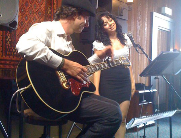 The Untouchables Acoustic Duo Melbourne - Wedding Music Singers