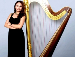 Sydney Harpist